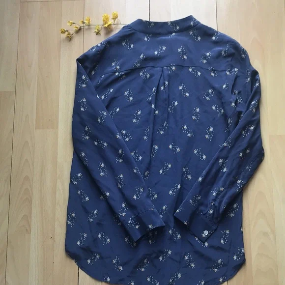 Amour Vert Silk Kaya Long Sleeve Blouse - Picture 6 of 8